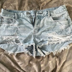 american eagle ripped jean shorts